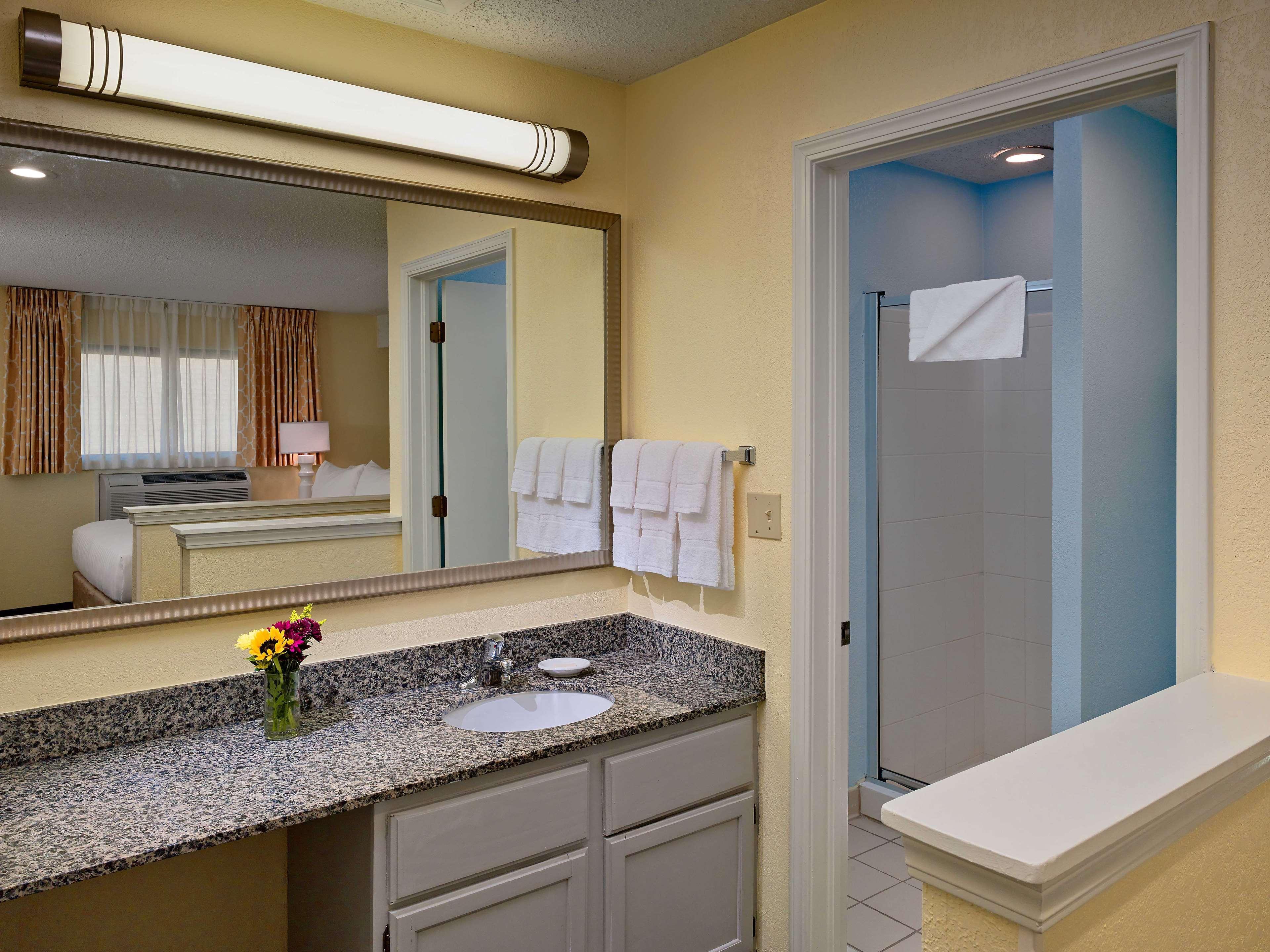 Sonesta Simply Suites Cleveland Westlake Exterior foto